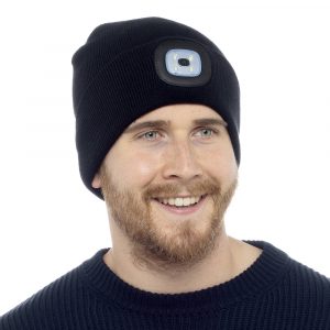 BEANIE HAT WITH RECHARGEABLE LIGHT