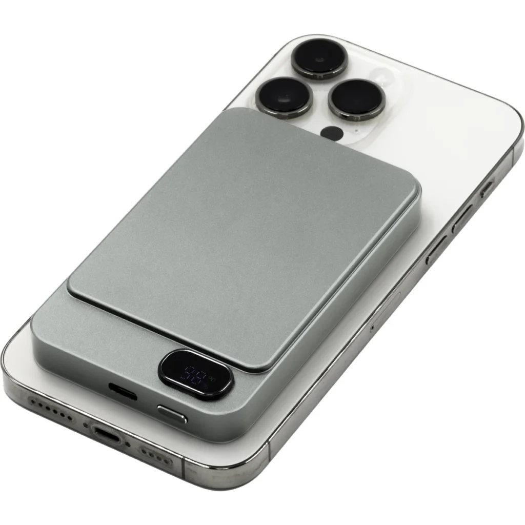 The Powerwave BrandCharger recycled aluminium wireless power bank. (5000 mAh)