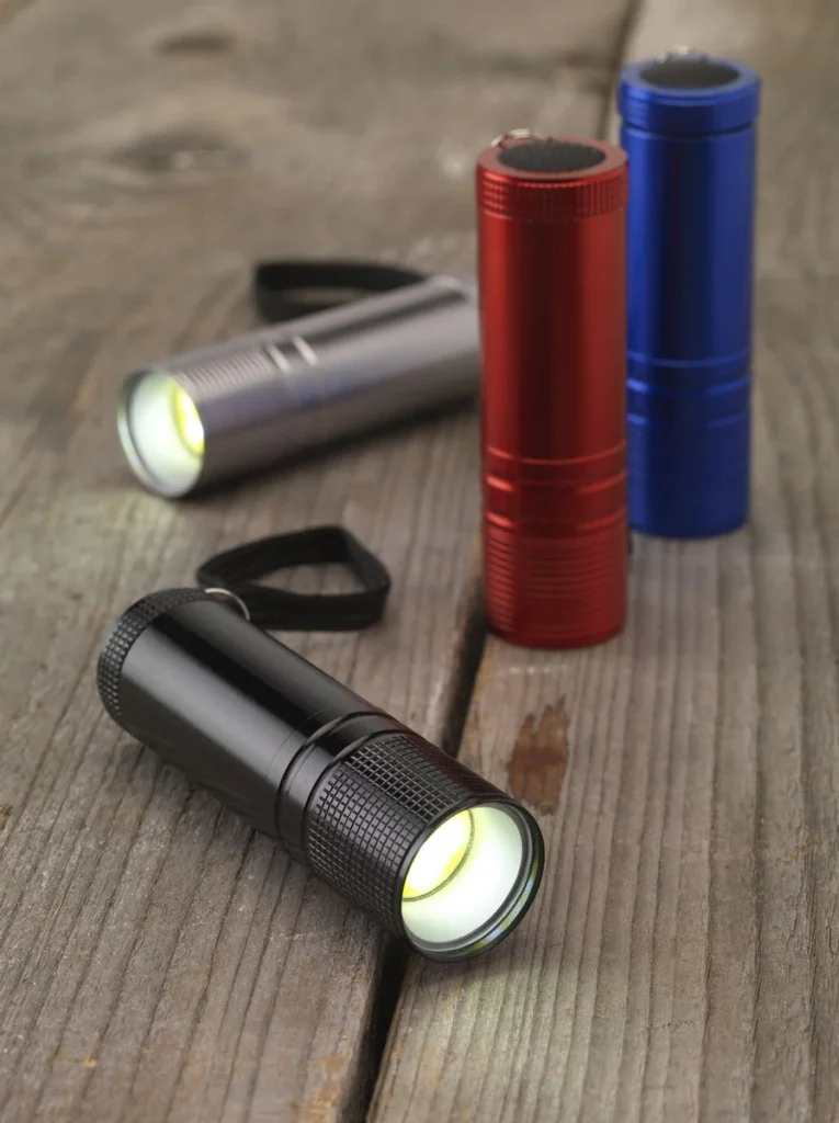 LED COB flashlight - image 13